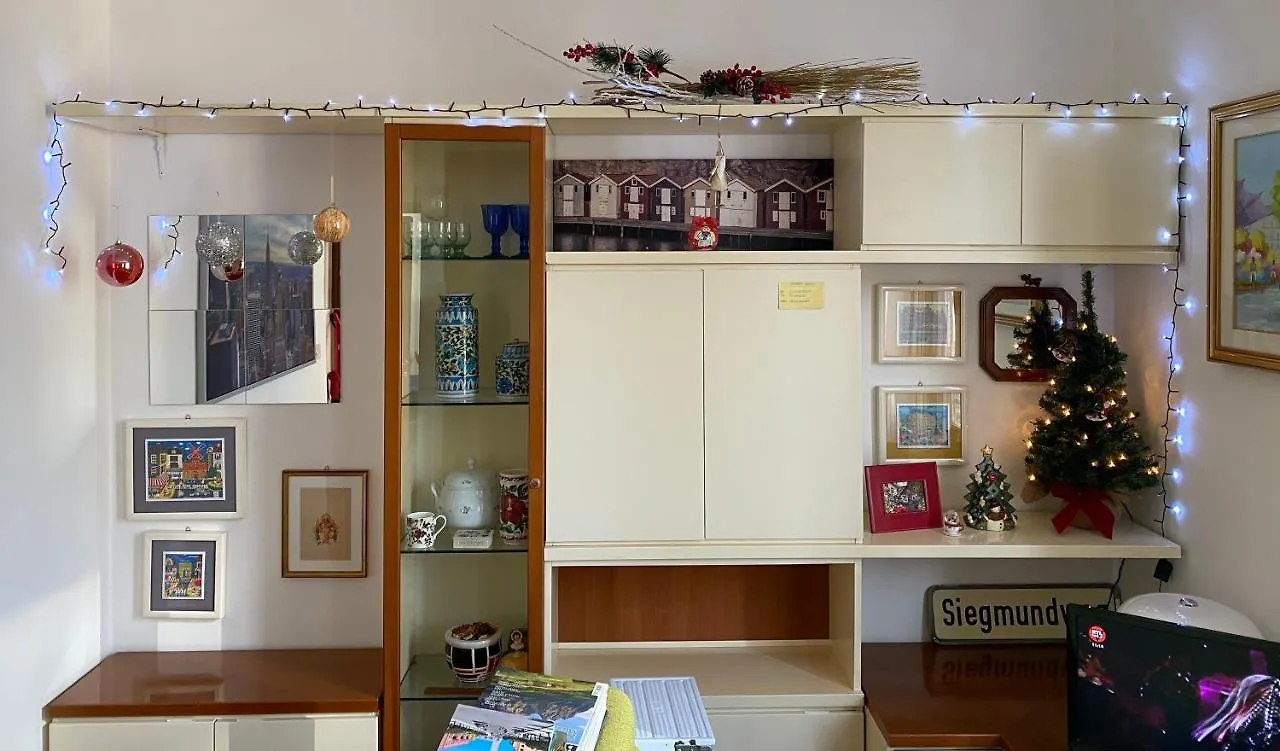 Lovely Irnerio ❤ Flat Near S. Pietro ★ Apartment Rome
